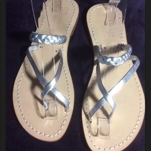 EMANUELA CARUSO Silver Leather Thong Sandals US 8